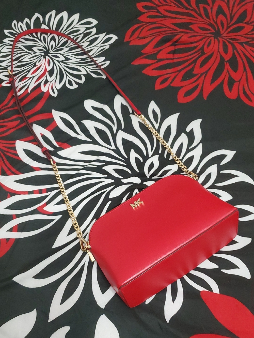Michael Kors Red Dome Crossbody Bag with Gold MK and Chain Strap - Picture 2 of 6